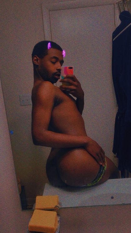 nudeartexhibit OnlyFans picture