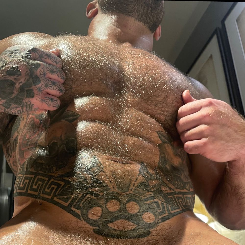 thebritishbear1 OnlyFans - Free Trial - XXX Photos | FansMetrics.com