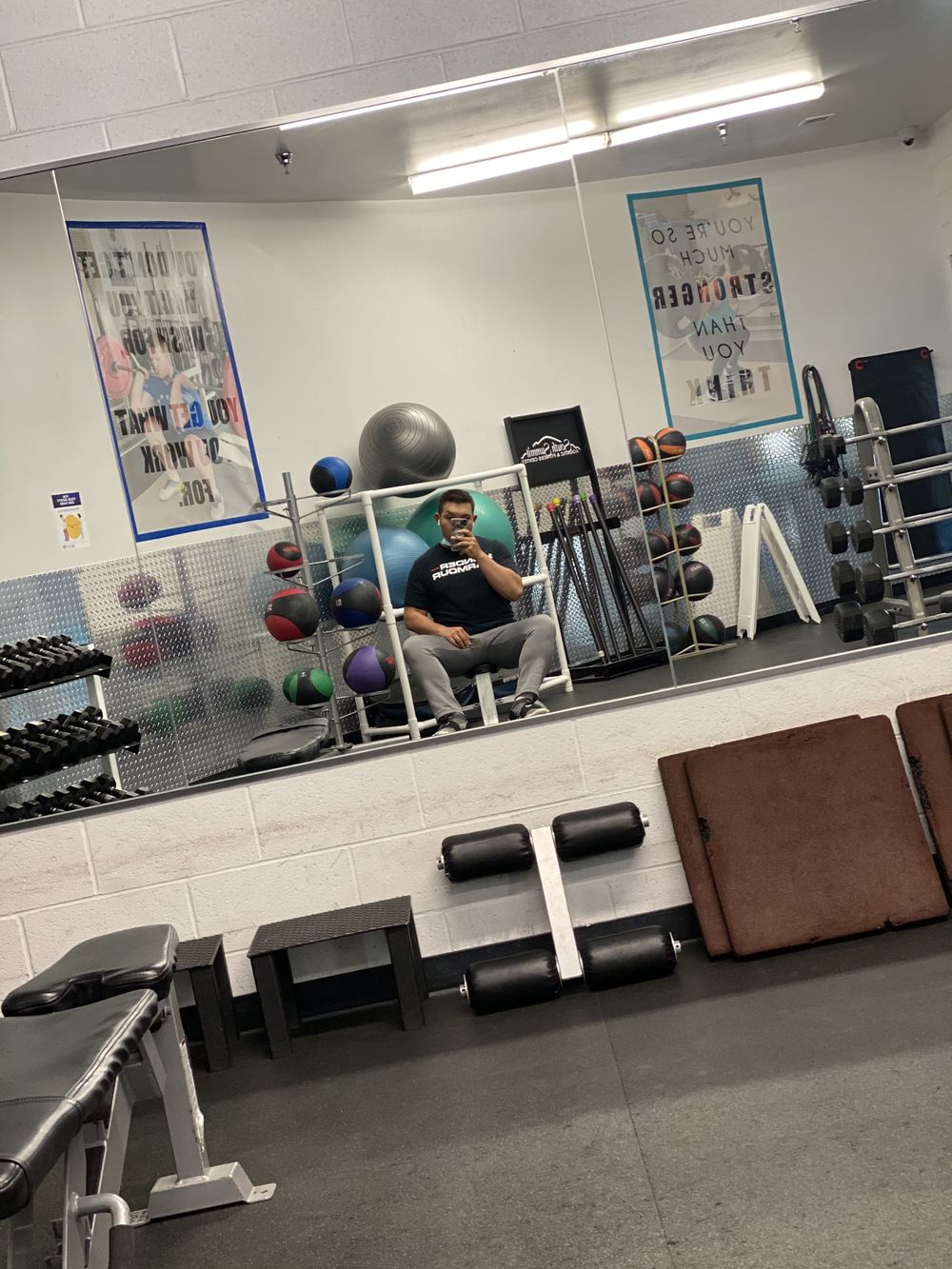lesanchez OnlyFans profile picture