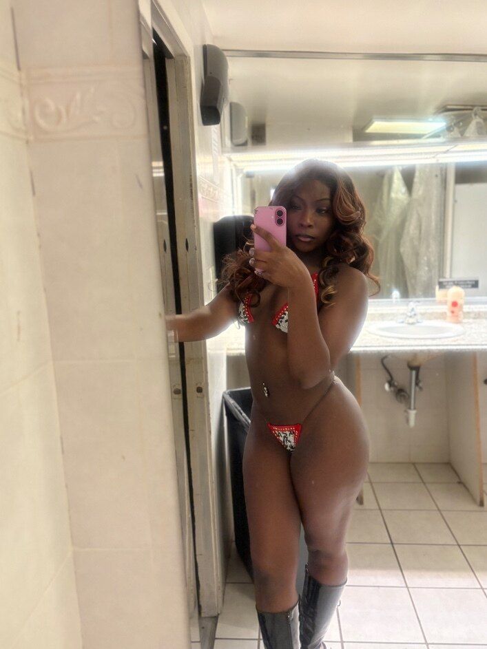 novalovve OnlyFans profile picture
