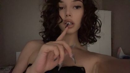 shyymoonwaify OnlyFans picture