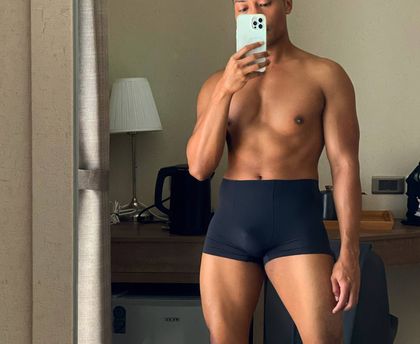 neuwavesg OnlyFans picture