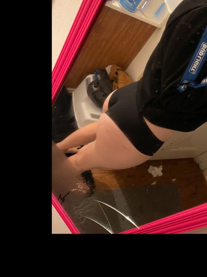 queenblivefree OnlyFans picture