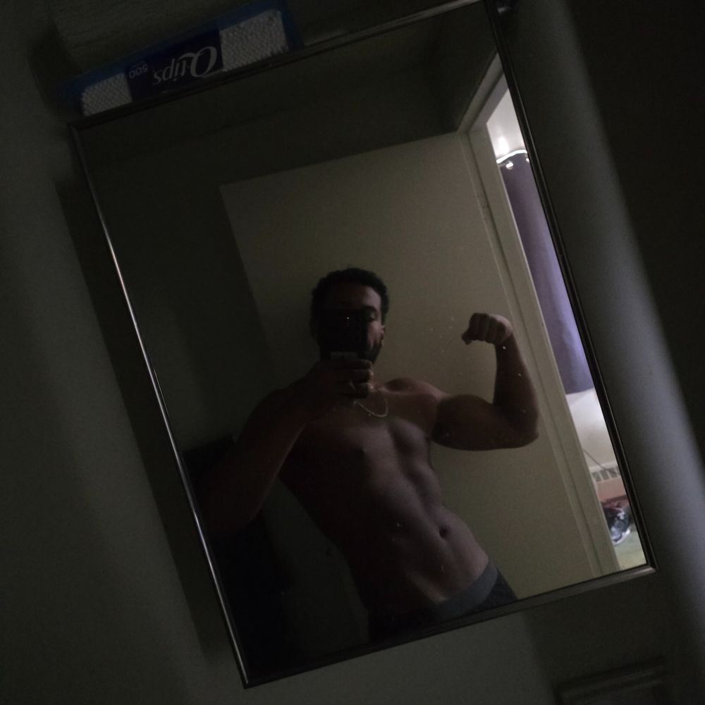 u90128540 OnlyFans profile picture
