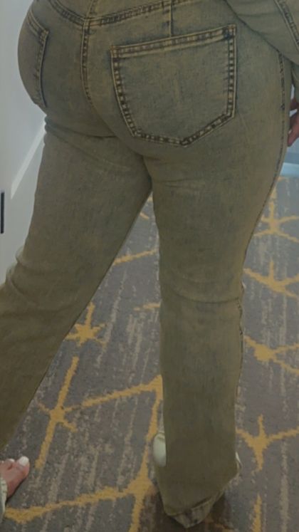 bustiestgoddess OnlyFans picture