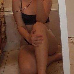 eliza3k OnlyFans picture