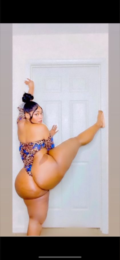 tweemariemari OnlyFans picture