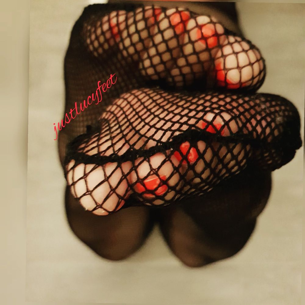 justlucyfeet OnlyFans profile picture