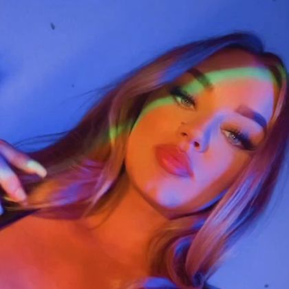 Female Best TikTok OnlyFans of 2022, for free | FansMetrics.com