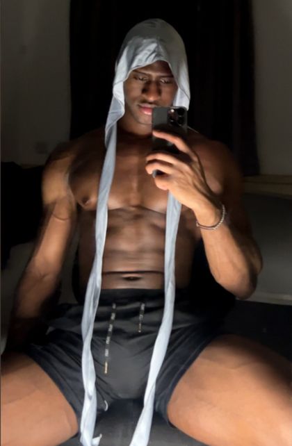 yrsecretboyfriend OnlyFans picture