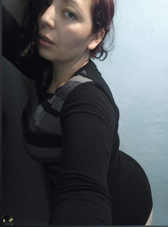 300756lia OnlyFans profile picture