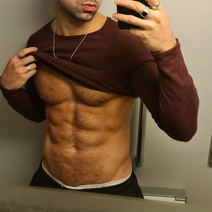 hunk.life OnlyFans picture