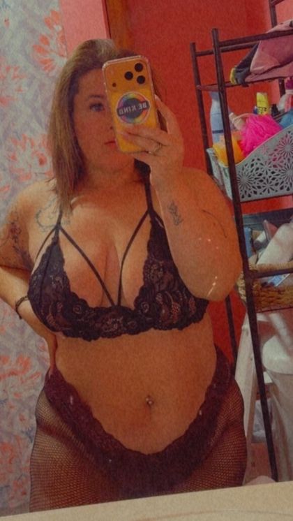 kymile OnlyFans picture