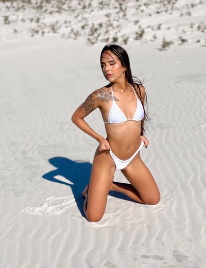 isa_petite OnlyFans picture