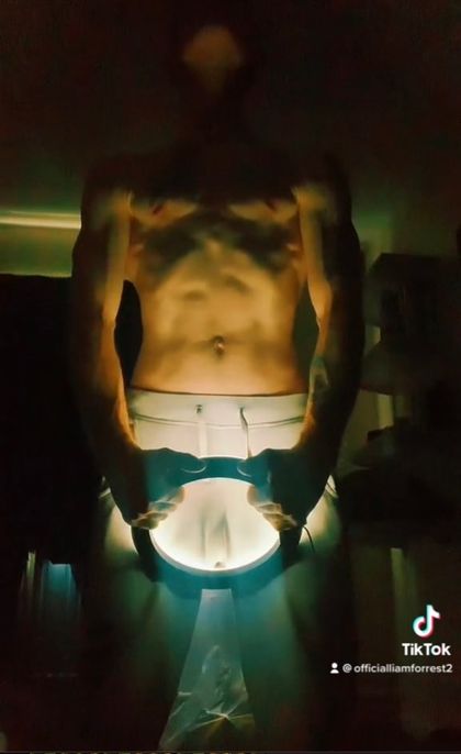 officiallforrest OnlyFans picture
