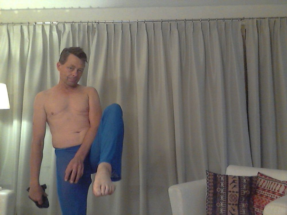 biexhibitionist OnlyFans profile picture