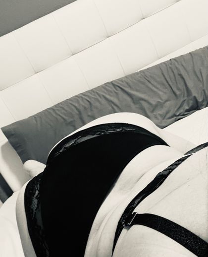 galayou OnlyFans picture
