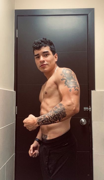 cesarc8101 OnlyFans picture