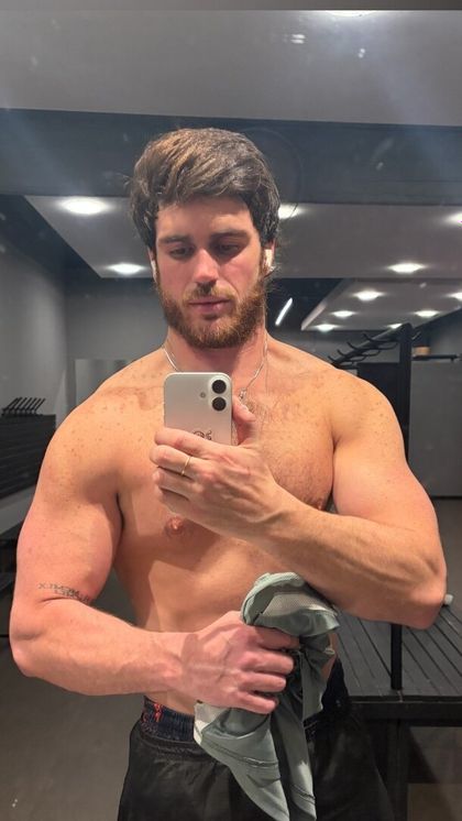 santiagoelissalt2093 OnlyFans picture