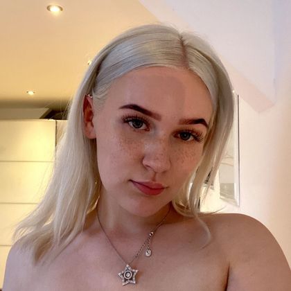 cuteemii OnlyFans picture