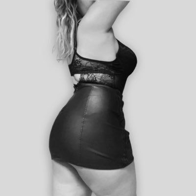 ella.bee_xo OnlyFans picture