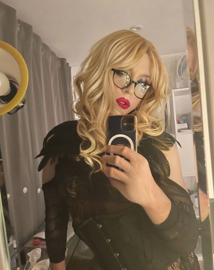 backstaging OnlyFans picture
