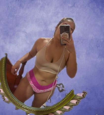 annyzm OnlyFans picture