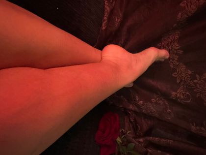 curlsnthighs OnlyFans picture