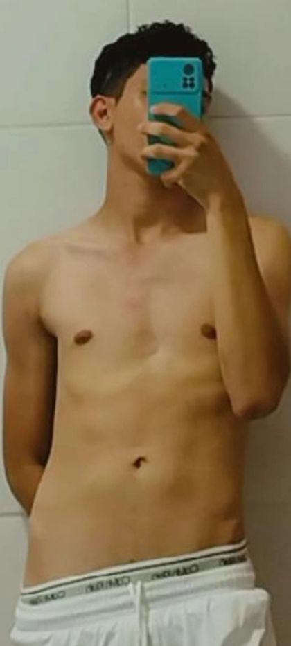 edwaard14 OnlyFans picture