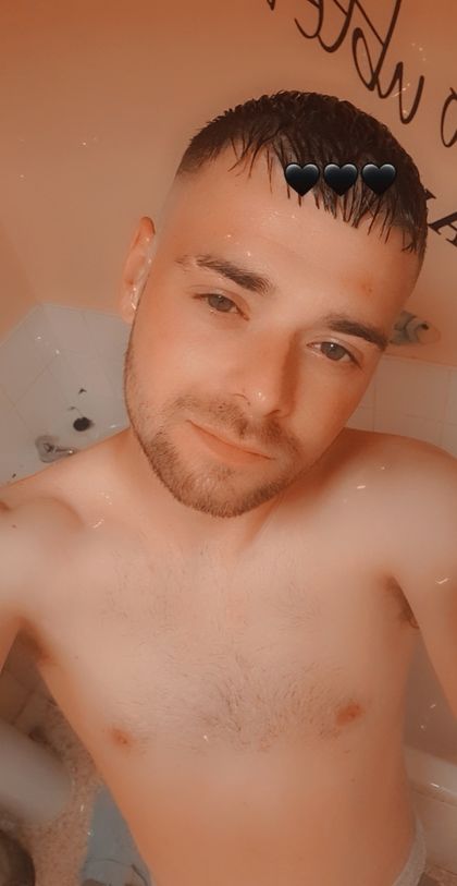 u19384794 OnlyFans picture
