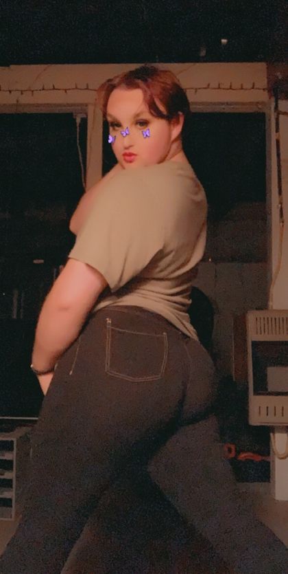 iamjohngrad OnlyFans picture