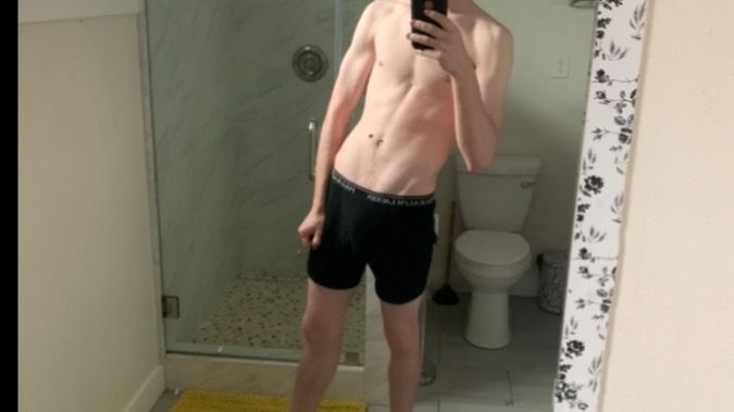 redtallandtwisty OnlyFans profile picture