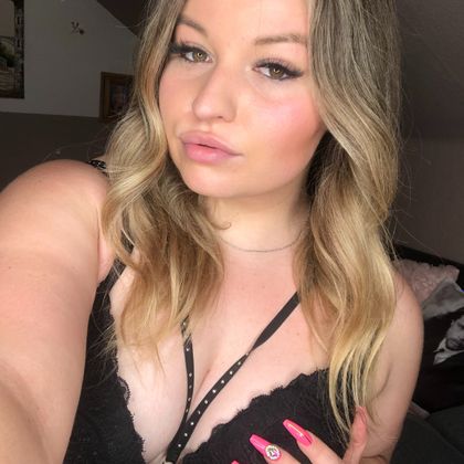 zoeytlr OnlyFans picture