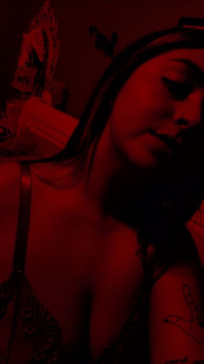 aprill_foxx3 OnlyFans picture