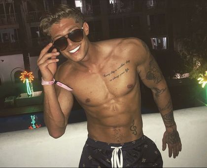 u164848111 OnlyFans picture