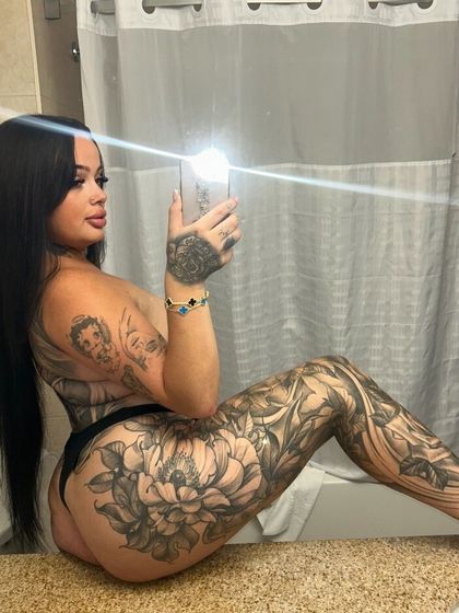 leah.foxxx OnlyFans picture