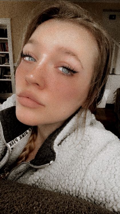 Best Queenbee 66 OnlyFans Accounts | FansMetrics.com