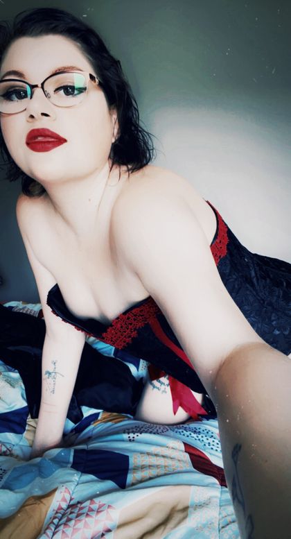 maeenglish OnlyFans picture