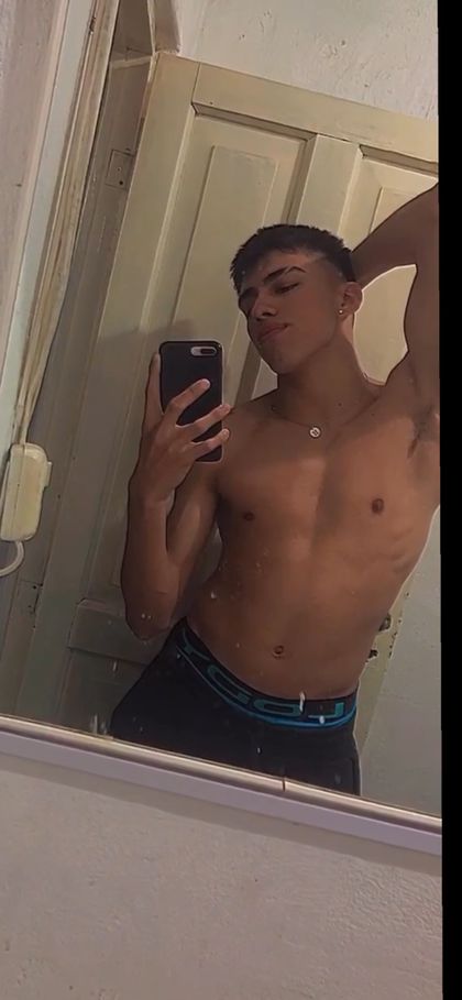 camilogonzalez18 OnlyFans picture