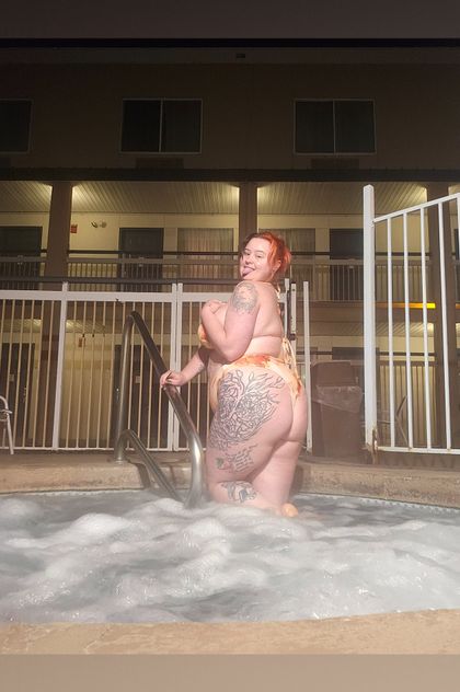 katiepeaches OnlyFans picture