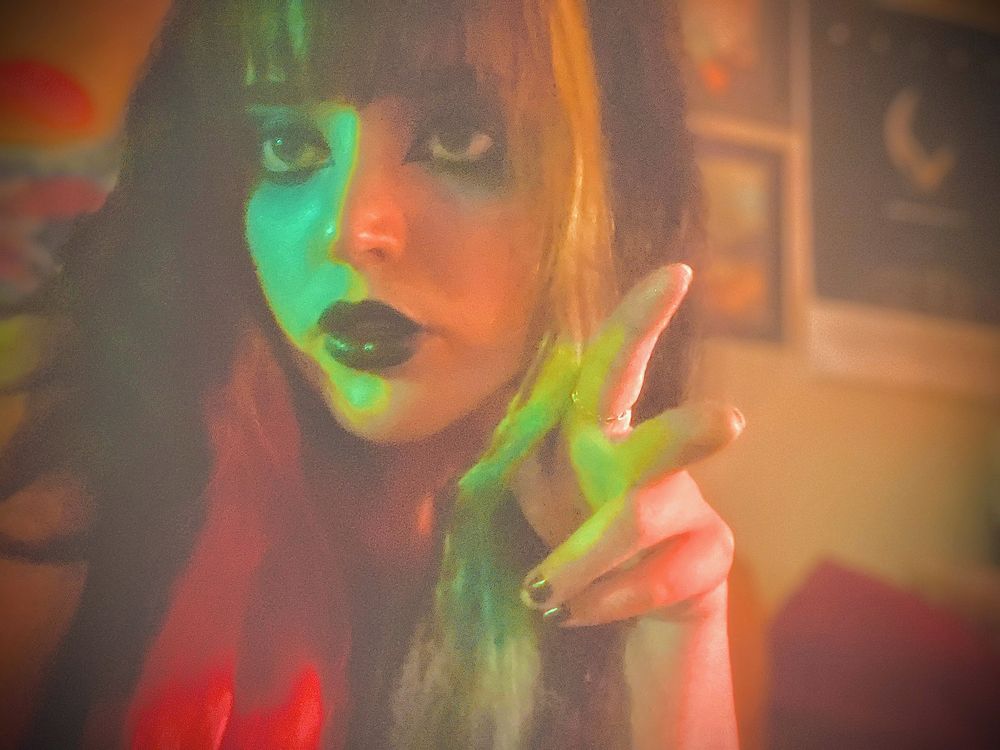 hellaliminal OnlyFans profile picture