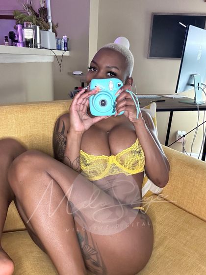 miloskye OnlyFans picture