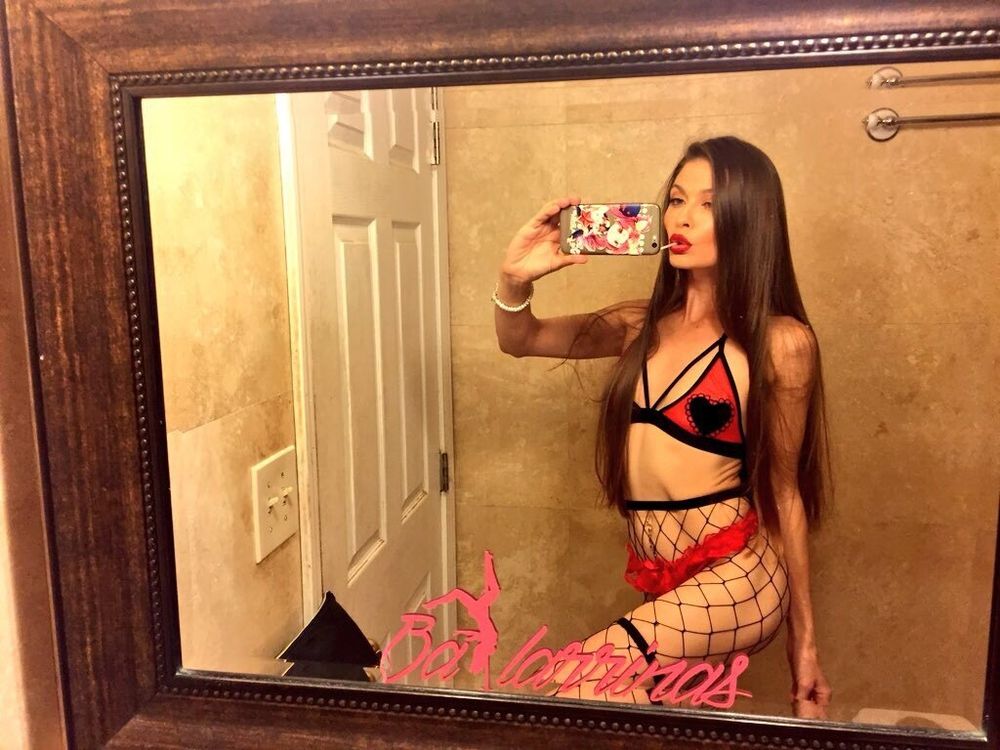 serinasweetsss OnlyFans profile picture