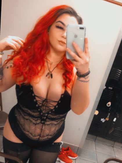 molly.red OnlyFans picture