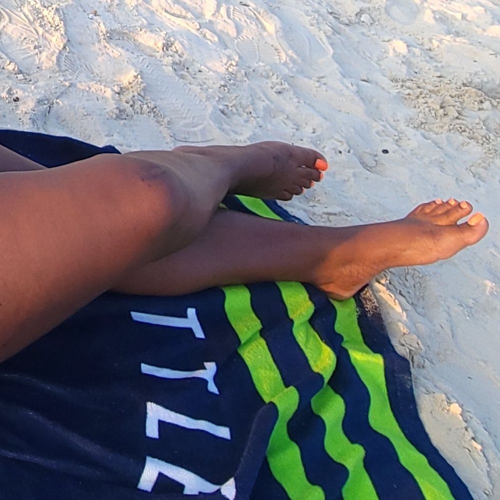j_thebarefootbaddie OnlyFans profile picture