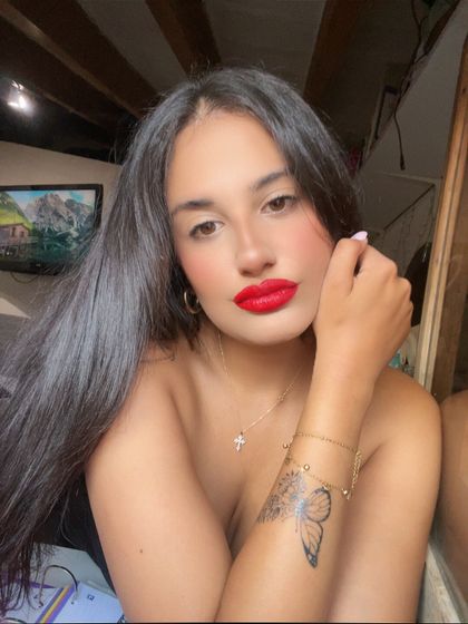 annaheeer OnlyFans picture