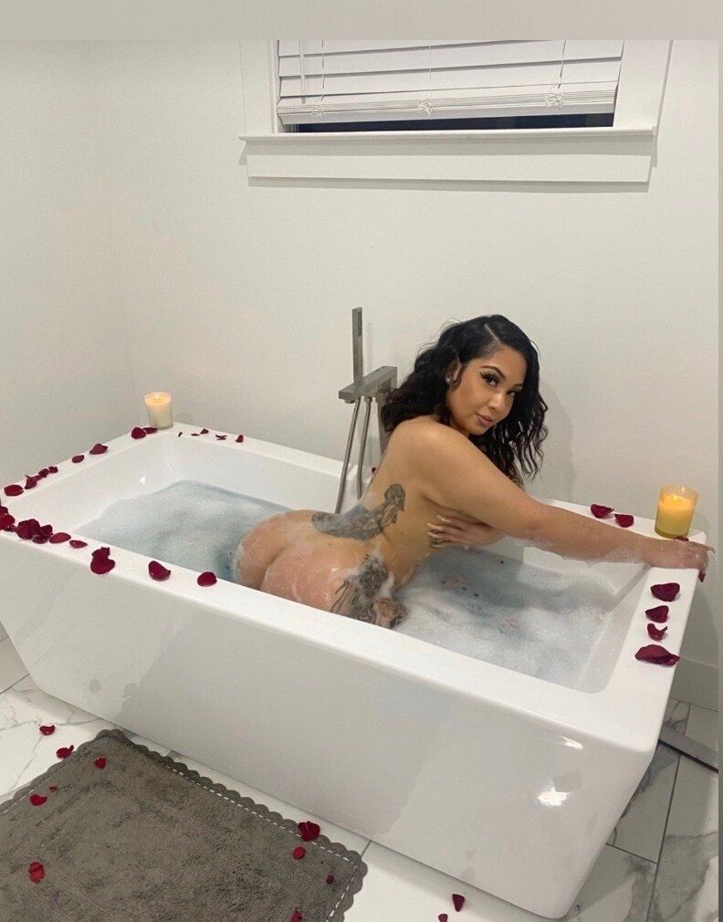 therealcinabun OnlyFans profile picture