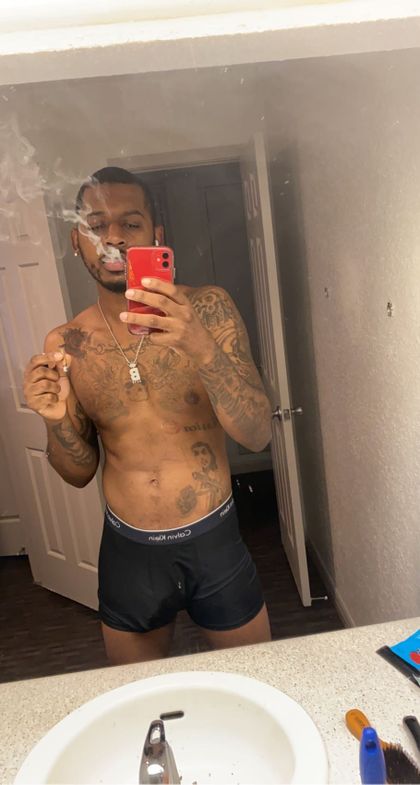 archyaback OnlyFans picture
