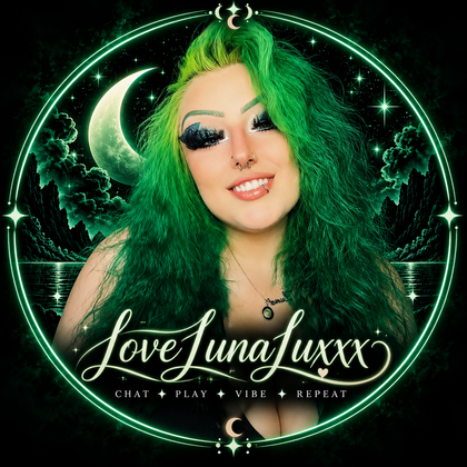 lovelunaluxxx OnlyFans picture