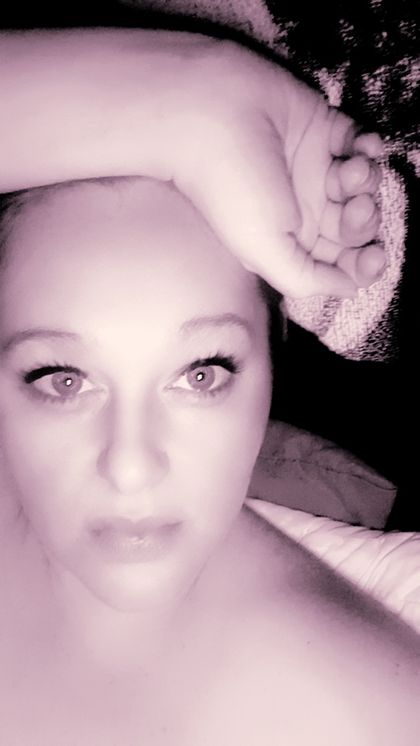 ember32 OnlyFans picture